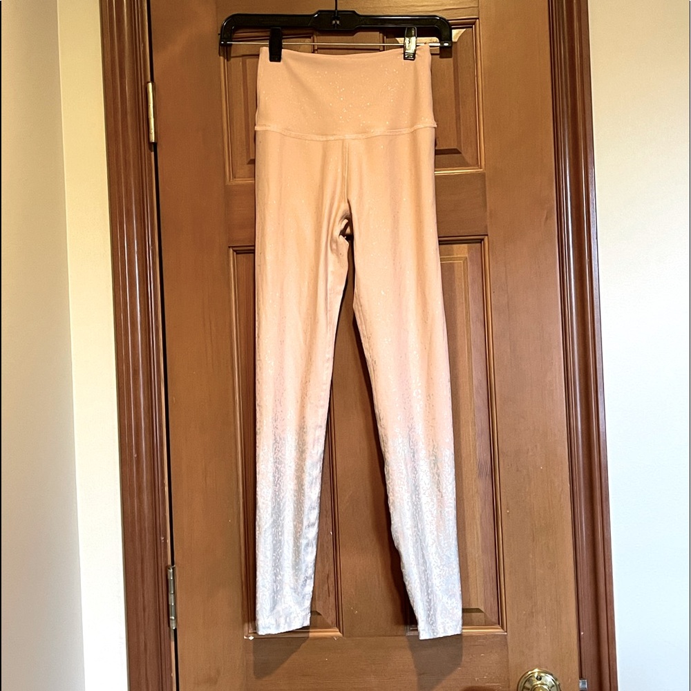 Beyond Yoga shimmer ombré 7/8 leggings